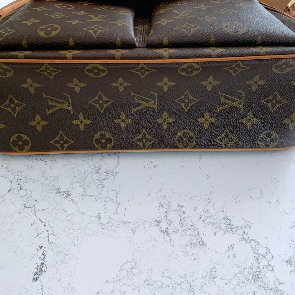 Louis Vuitton Vive Cite GM Handbag Shoulder Bag Monogram Authentic LV - Picture 3 of 16